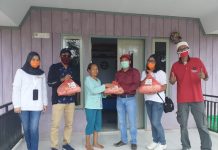 Peduli Dampak Covid-19, Anggota DPR RI Ir. Deddy Yevri Hanteru Sitorus, M.A Dapil Kaltara Berbagi Sembako